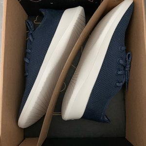 Men’s Allbirds size 9
